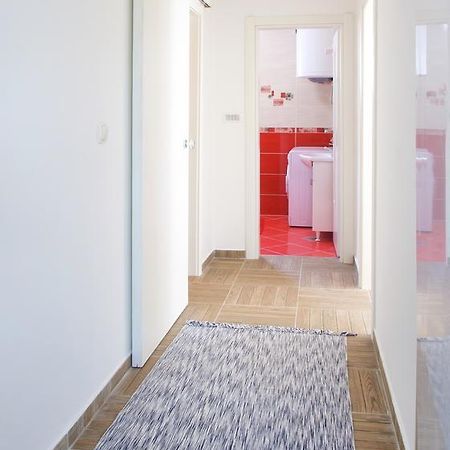 Apartmani Tivat Kaludjerovic Rum bild