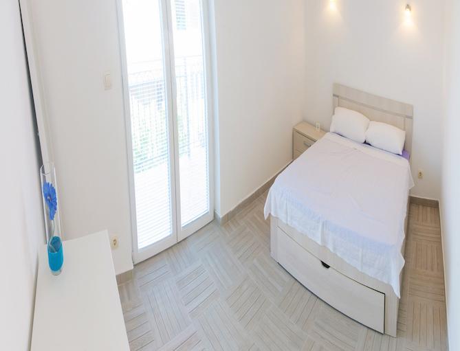 Apartmani Tivat Kaludjerovic Rum bild